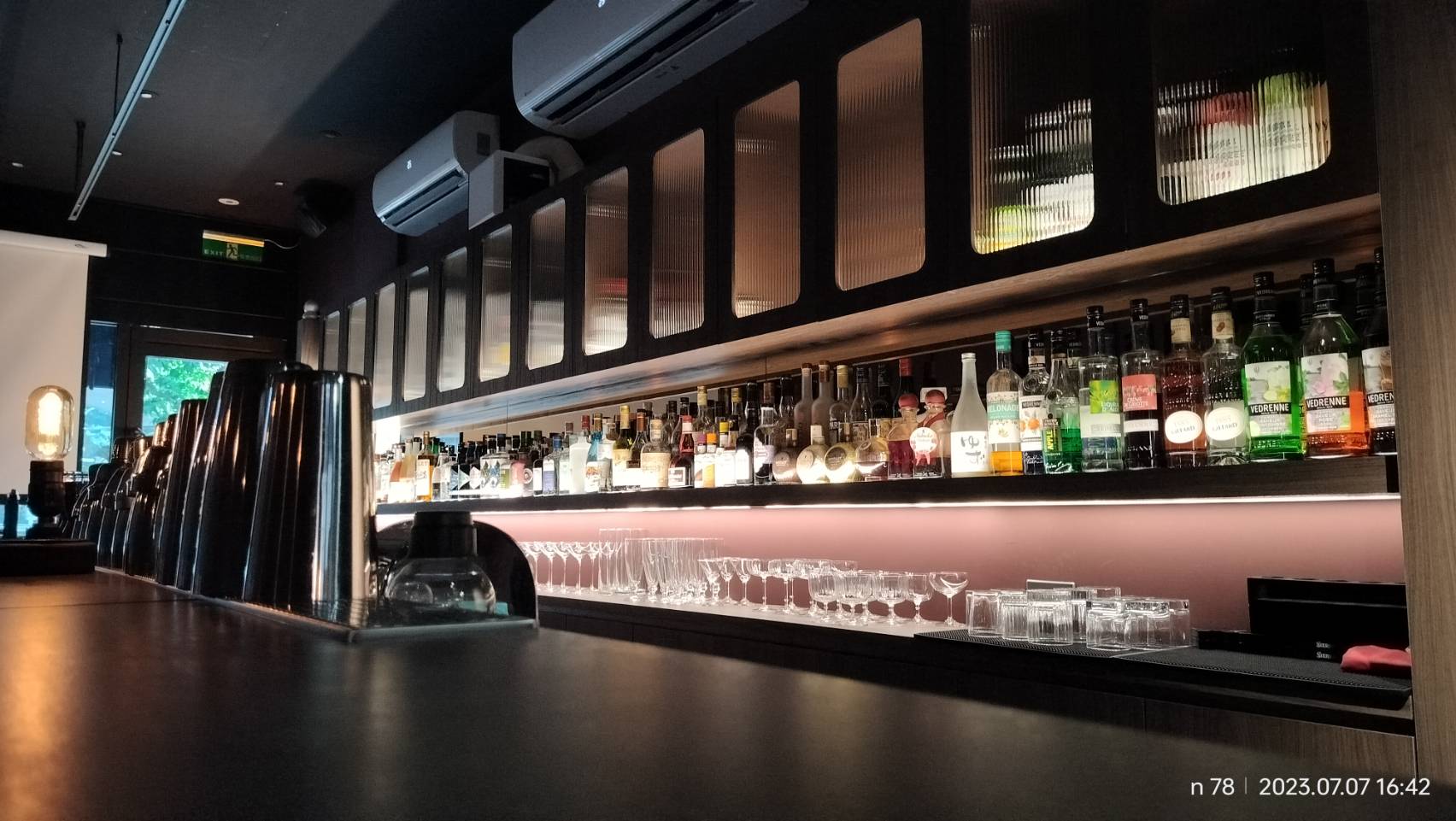 內科住宅weekend Bar