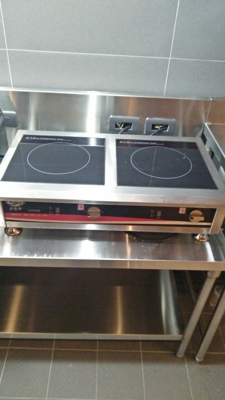 精品百貨駐點的餐廳