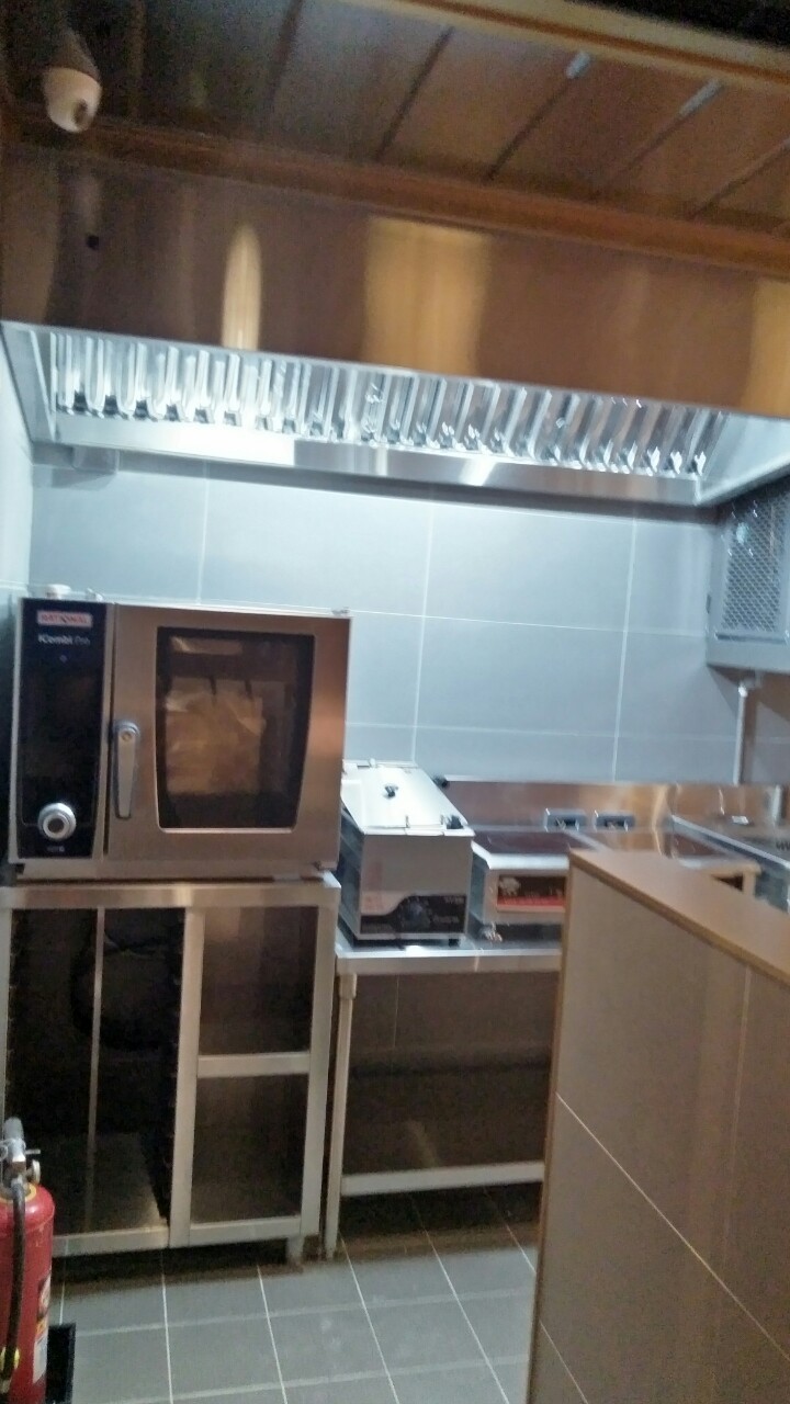 精品百貨駐點的餐廳