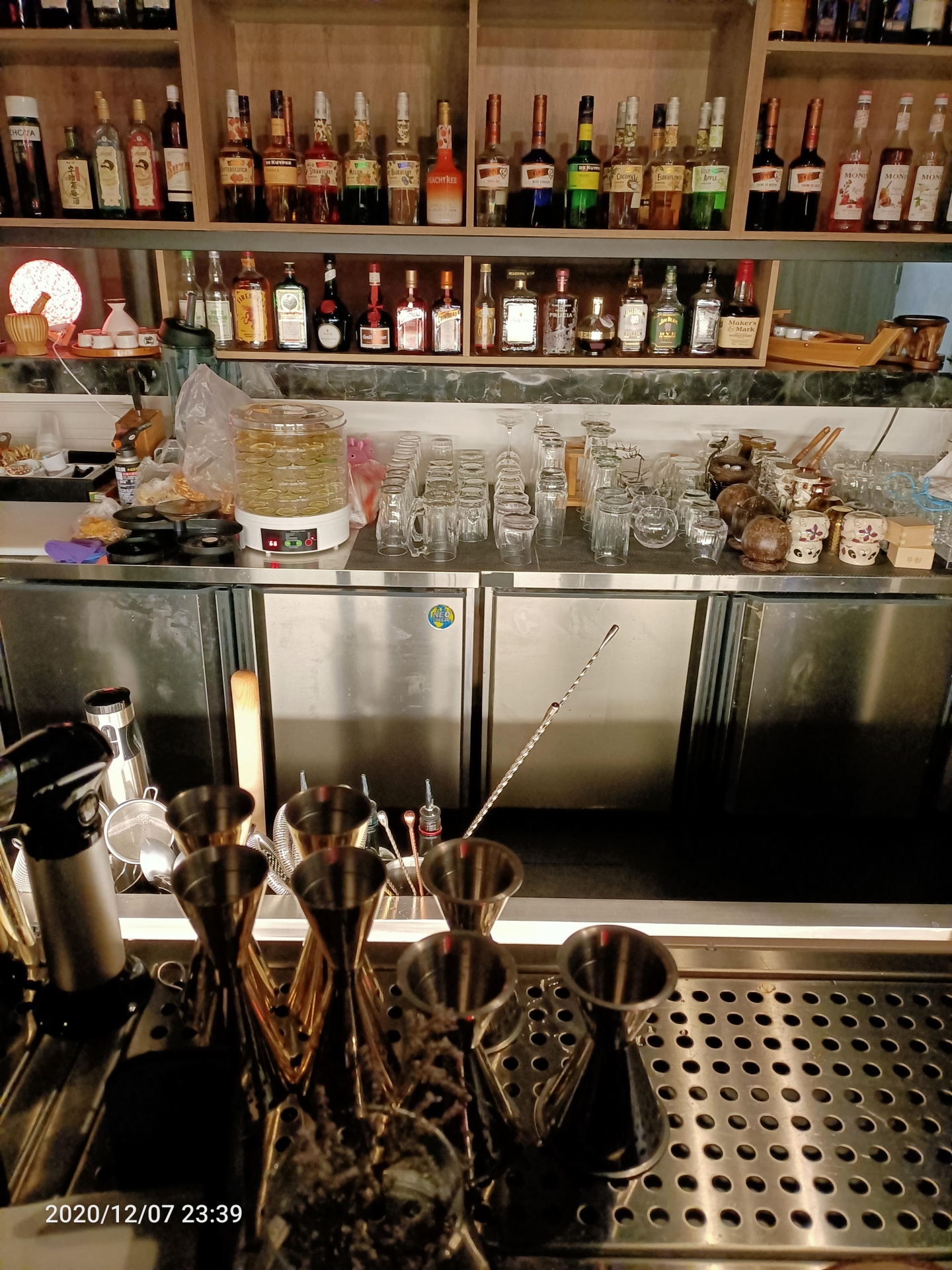 新竹沙發餐酒館