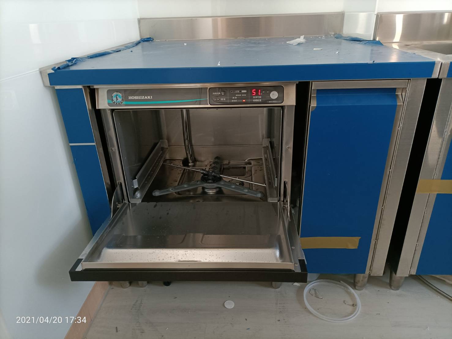 企鵝台下型洗碗機640盤